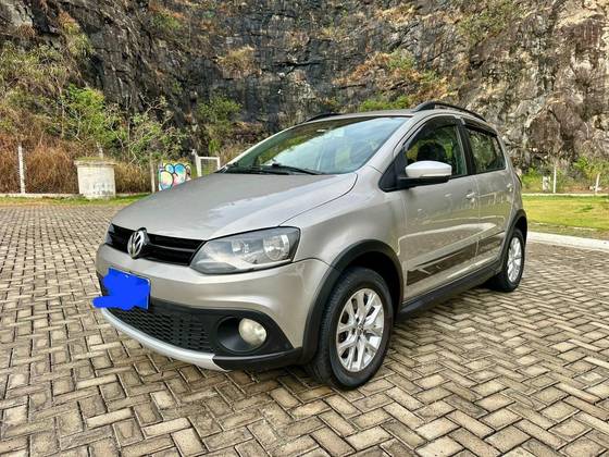 VOLKSWAGEN CROSSFOX 1.6 MI FLEX 8V 4P AUTOMATIZADO VOLKSWAGEN CROSSFOX 1.6 MI FLEX 8V 4P AUTOMATIZADO